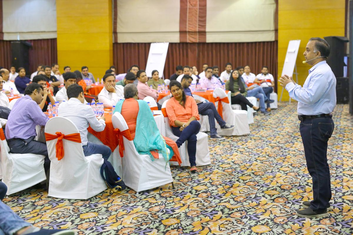 Kamlesh Jain facilitating a leadership forum